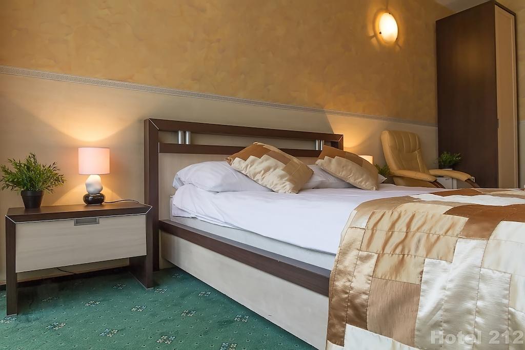 Hotel 212 Warschau Kamer foto